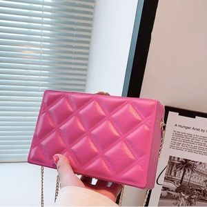 Pink Cocktail square box.